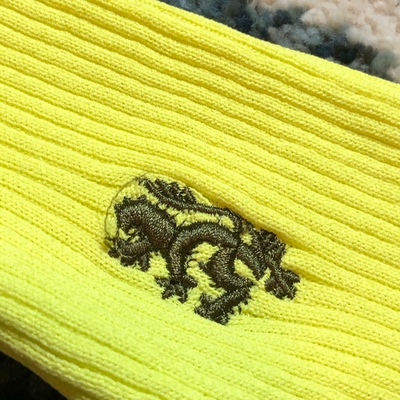 Sweater - Picture 2 of 6